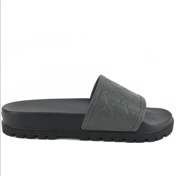 Like New 100% Auth Men’s Gucci Slides - Picture 4 of 6